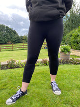 Load image into Gallery viewer, The TLYC 3/4 Cropped Length Legging