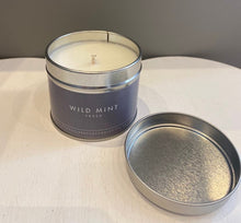 Load image into Gallery viewer, Yorkshire Rose Candles