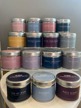 Load image into Gallery viewer, Yorkshire Rose Candles