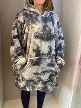 Load image into Gallery viewer, Charcoal Tie-Dye Fleecy Hooded Blanket