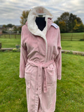 Load image into Gallery viewer, Pink Sherpa Fleece Hooded Dressing Gown