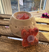 Load image into Gallery viewer, Heart Wax Melts