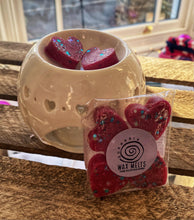 Load image into Gallery viewer, Heart Wax Melts