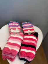 Load image into Gallery viewer, Fluffy patterned socks pack of 3
